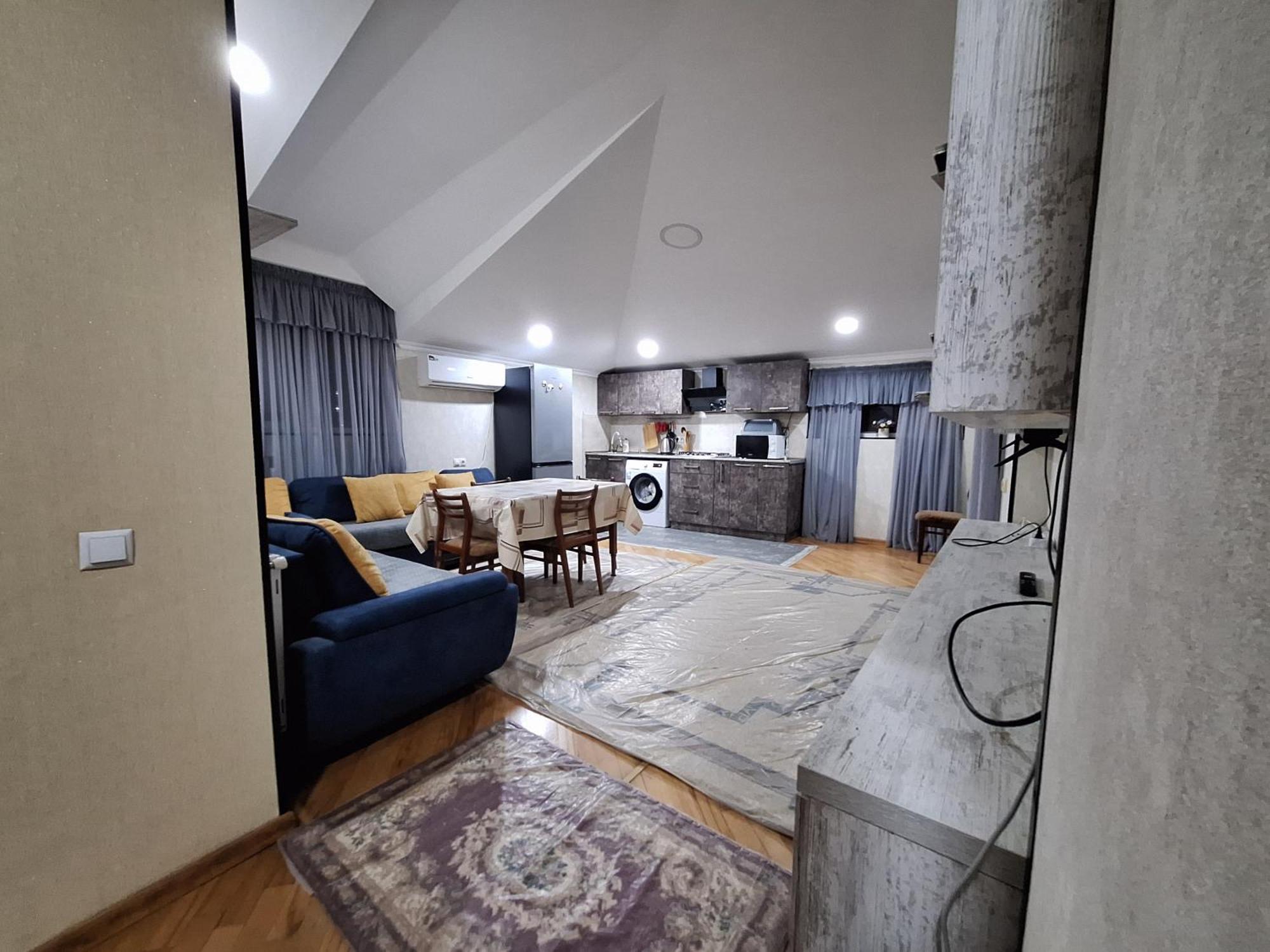Guest House 15A 쿠타이시 외부 사진