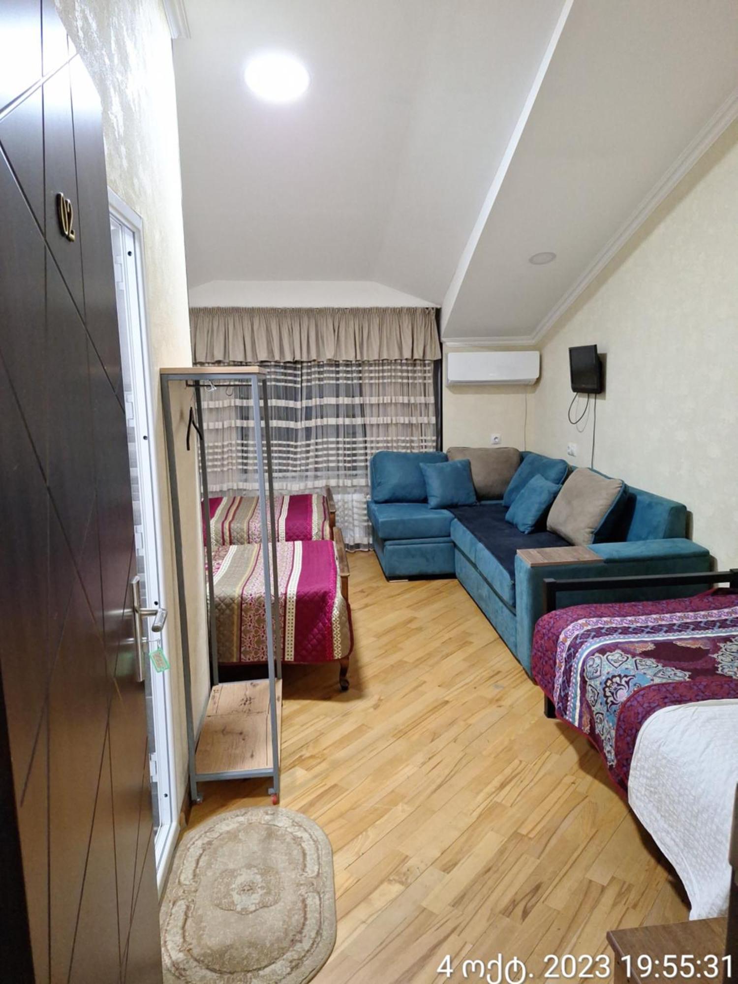 Guest House 15A 쿠타이시 외부 사진