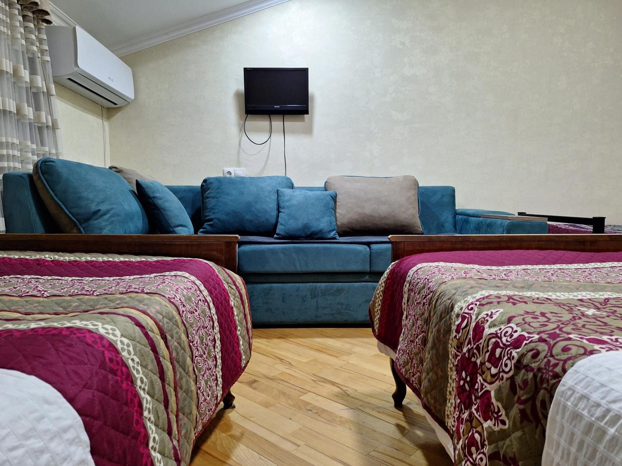 Guest House 15A 쿠타이시 외부 사진