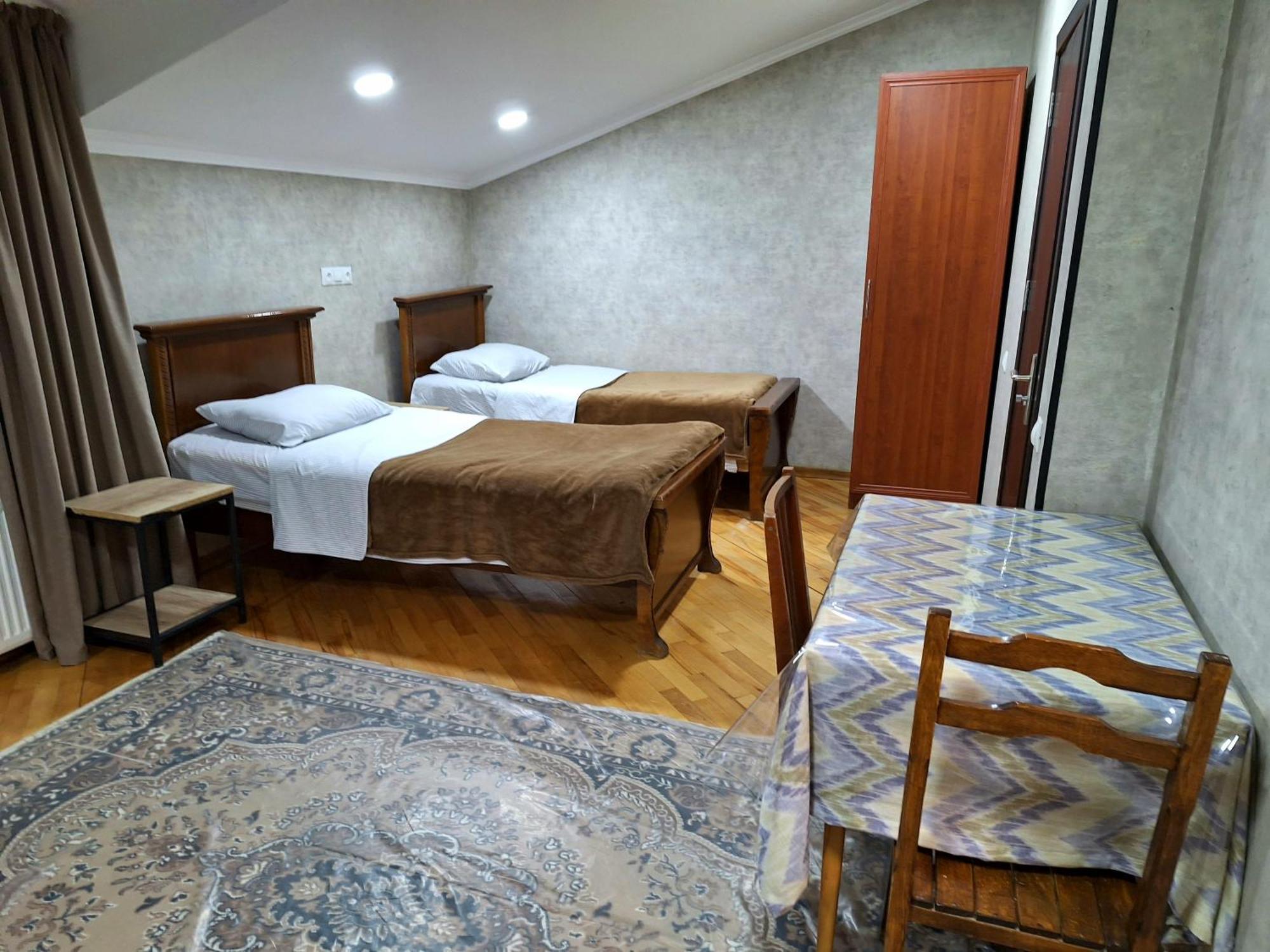 Guest House 15A 쿠타이시 외부 사진