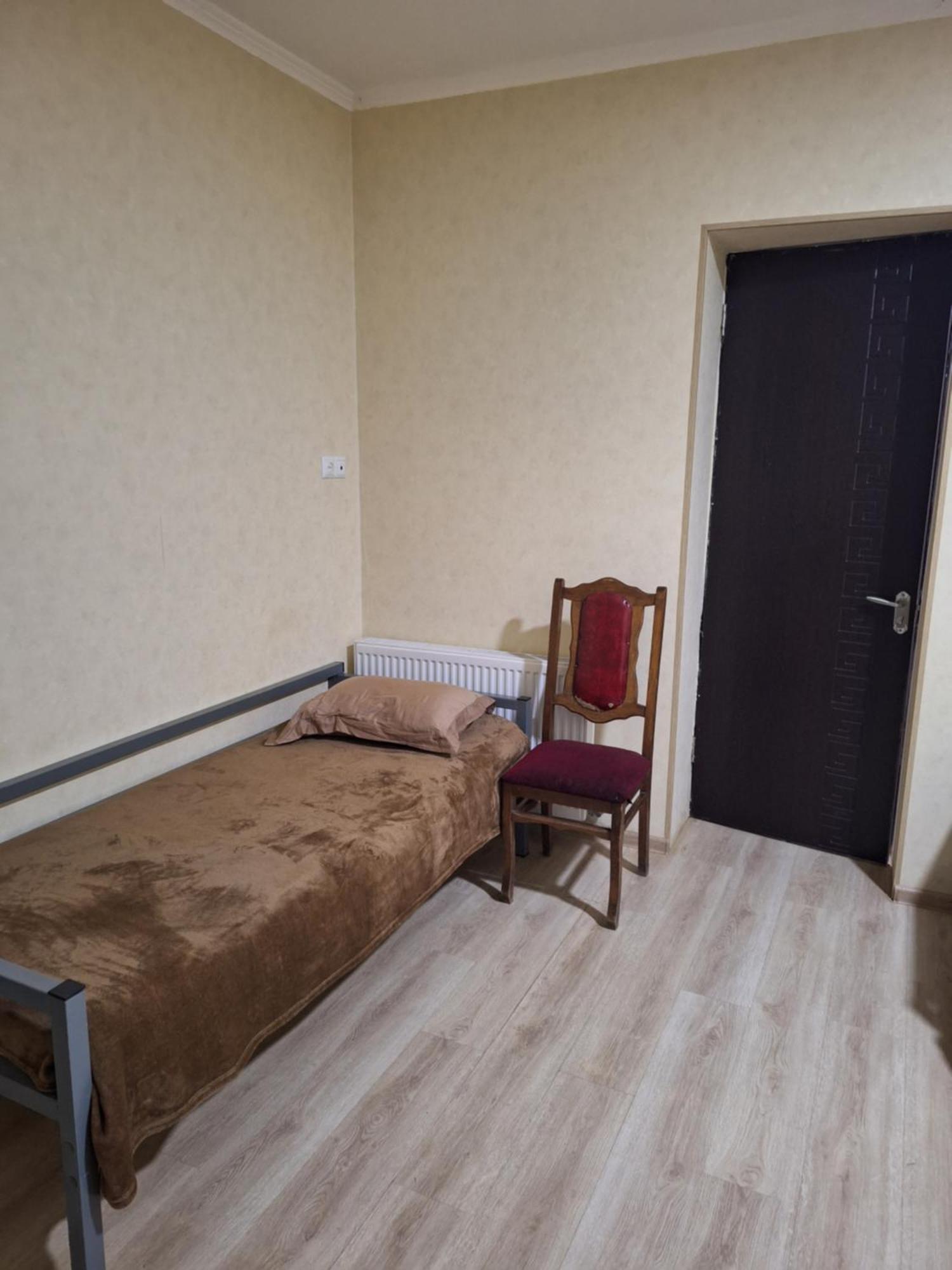 Guest House 15A 쿠타이시 외부 사진